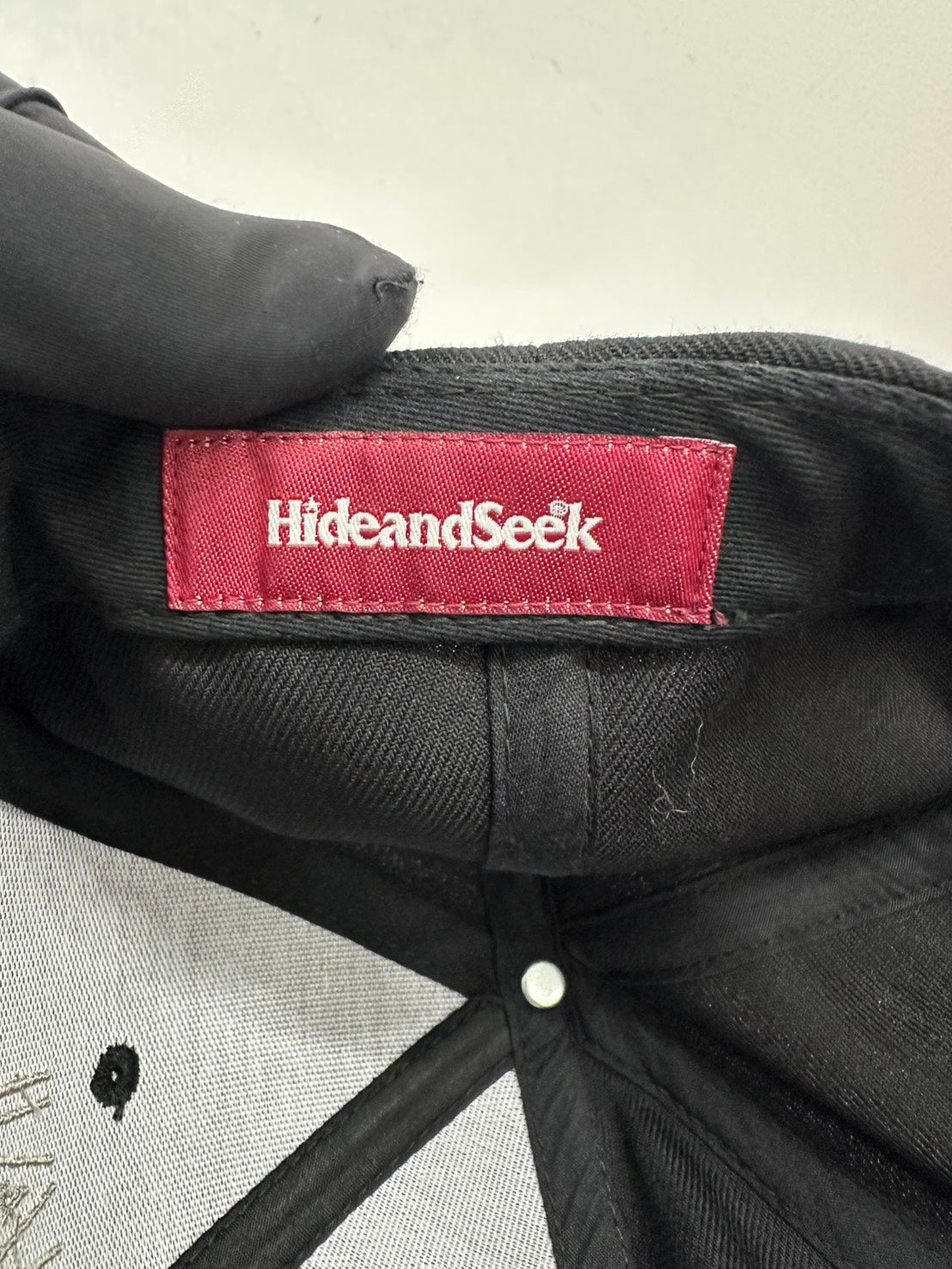 HideandSeek 30 th SPOT ITEMキャップ