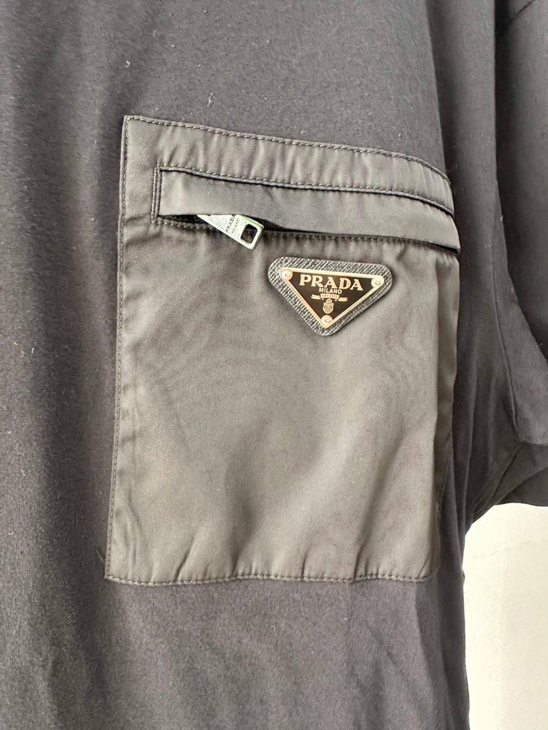 PRADA　リナイロン切替プレートTシャツ