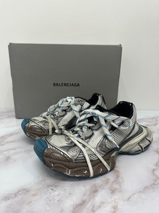 BALENCIAGA 3XLスニーカー