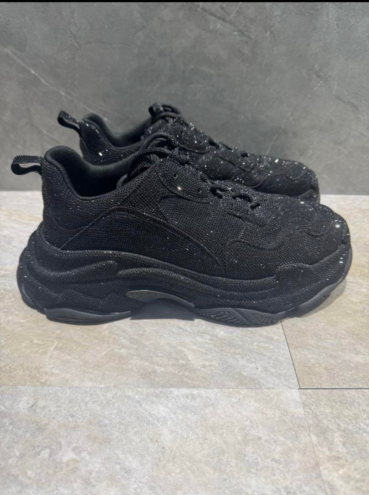 BALENCIAGA TRIPLE S トリプルエス ラインストーン スニーカー