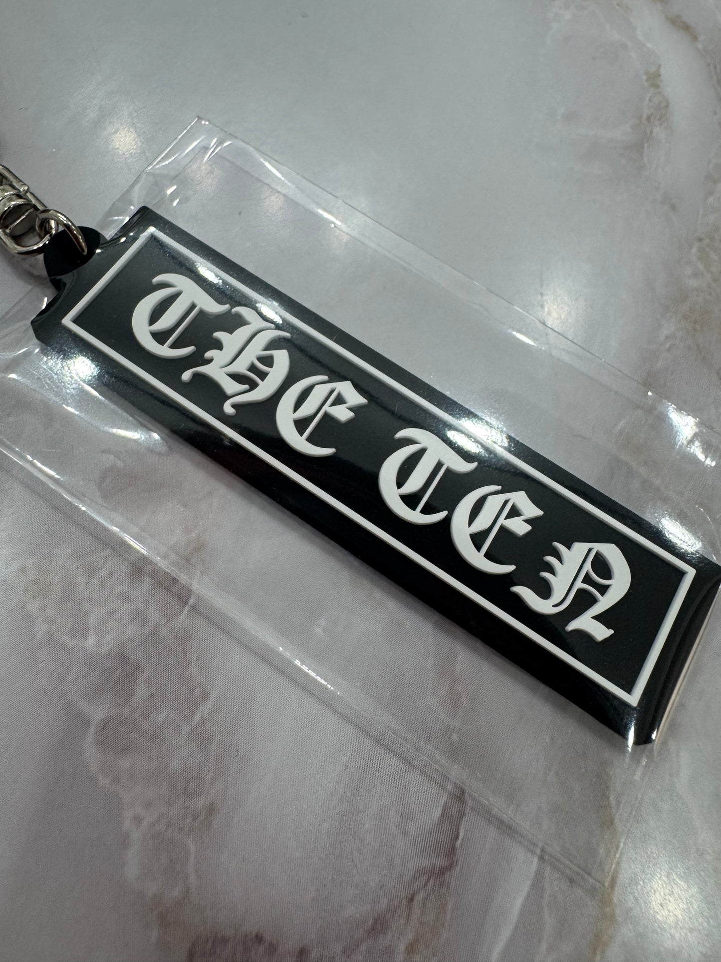 1st Anniversary THE TEN Gothic Logo Key Holder