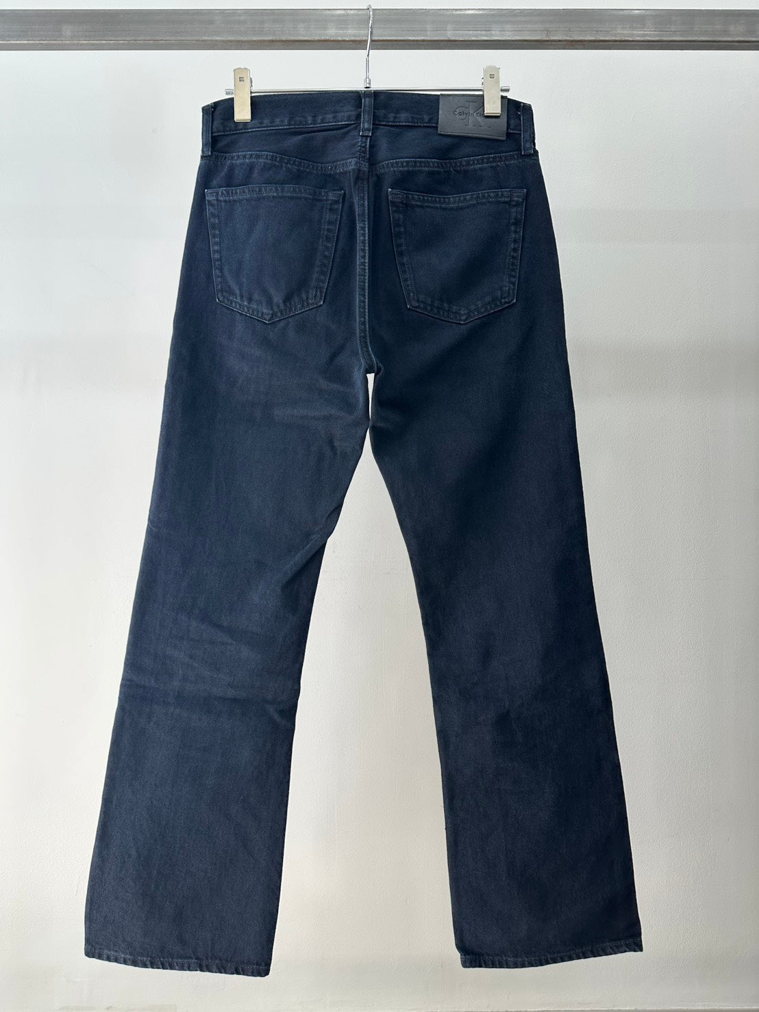 Calvin Klein ブーツカットデニムパンツ
