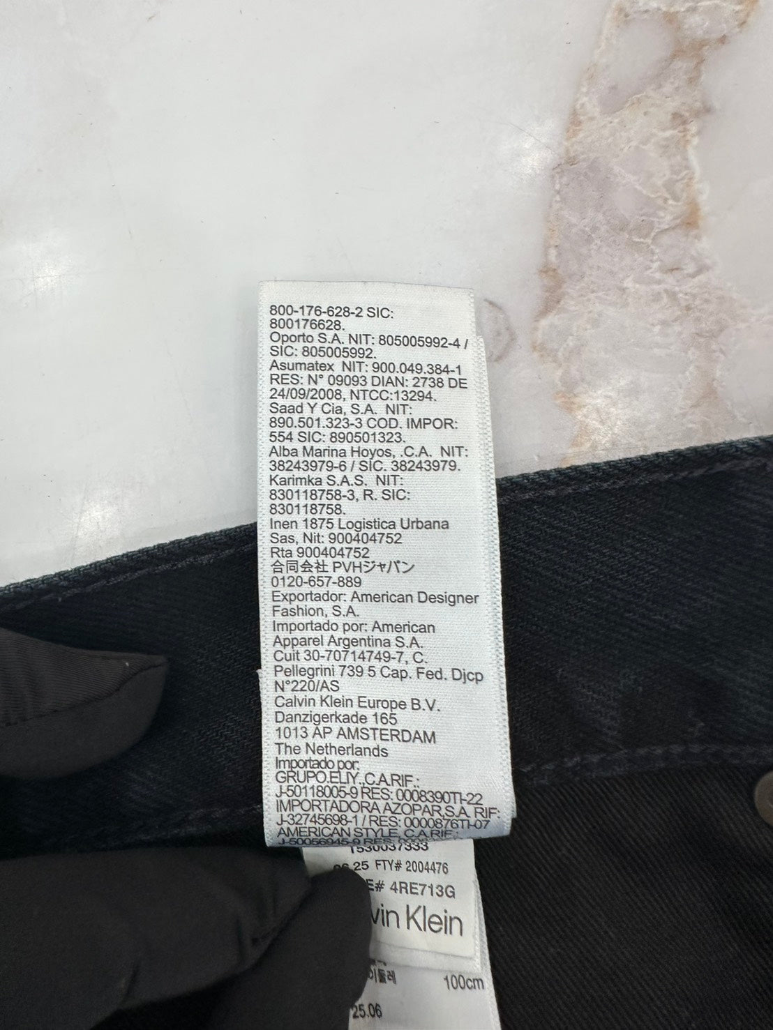 Calvin Klein ブーツカットデニムパンツ