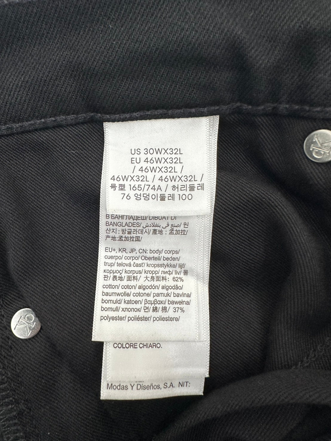 Calvin Klein スリムデニムパンツ
