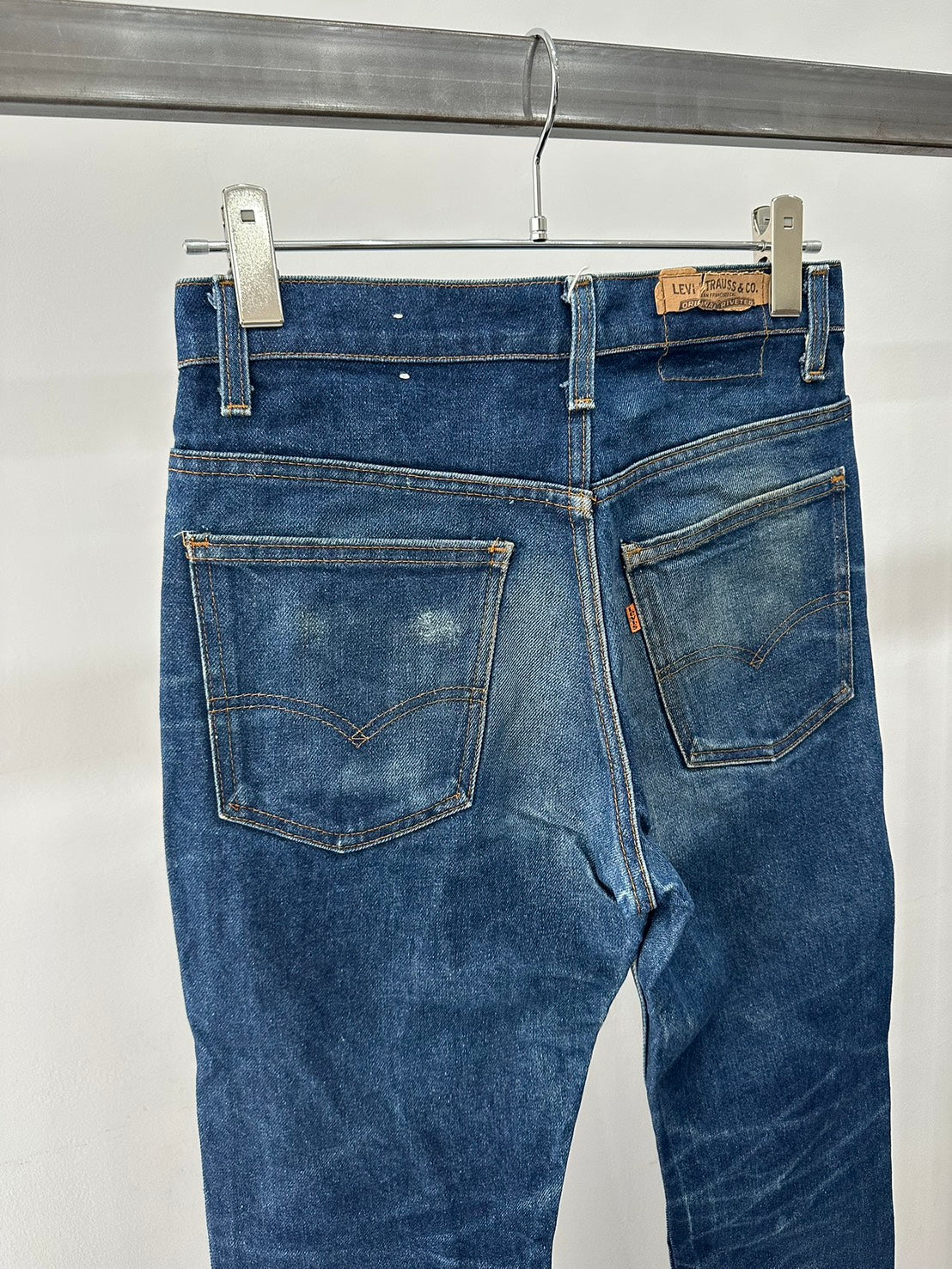 Levi's オレンジタブ 517 ブーツカットフレアデニムパンツ