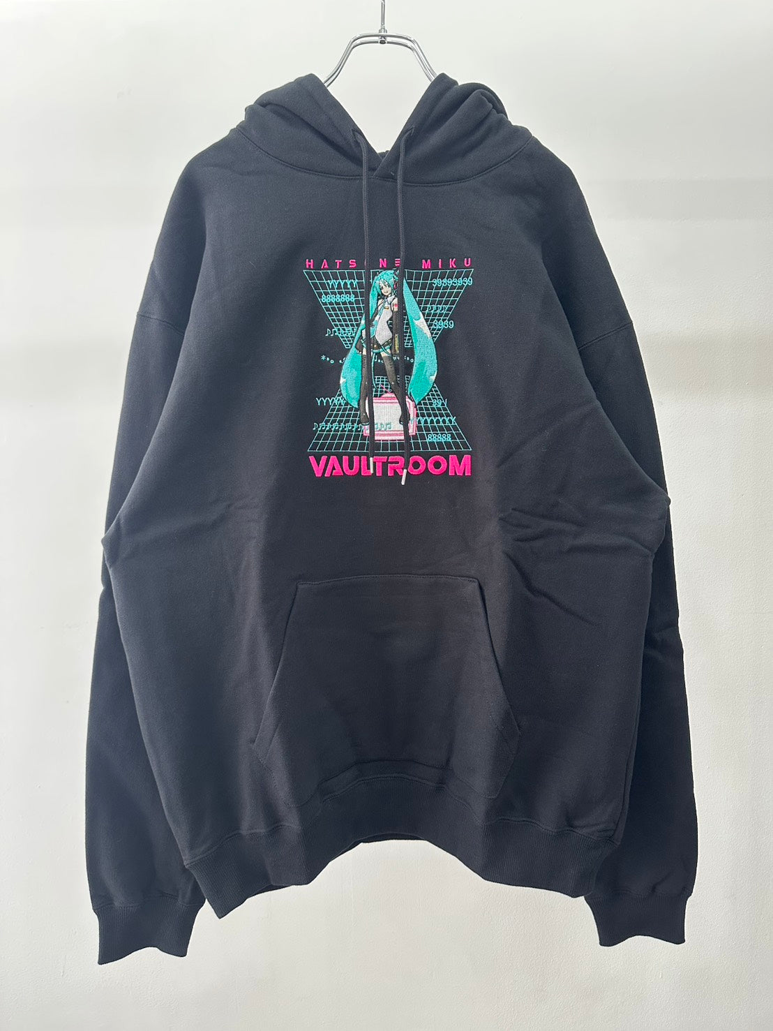 VR × HATSUNE MIKU HOODIE