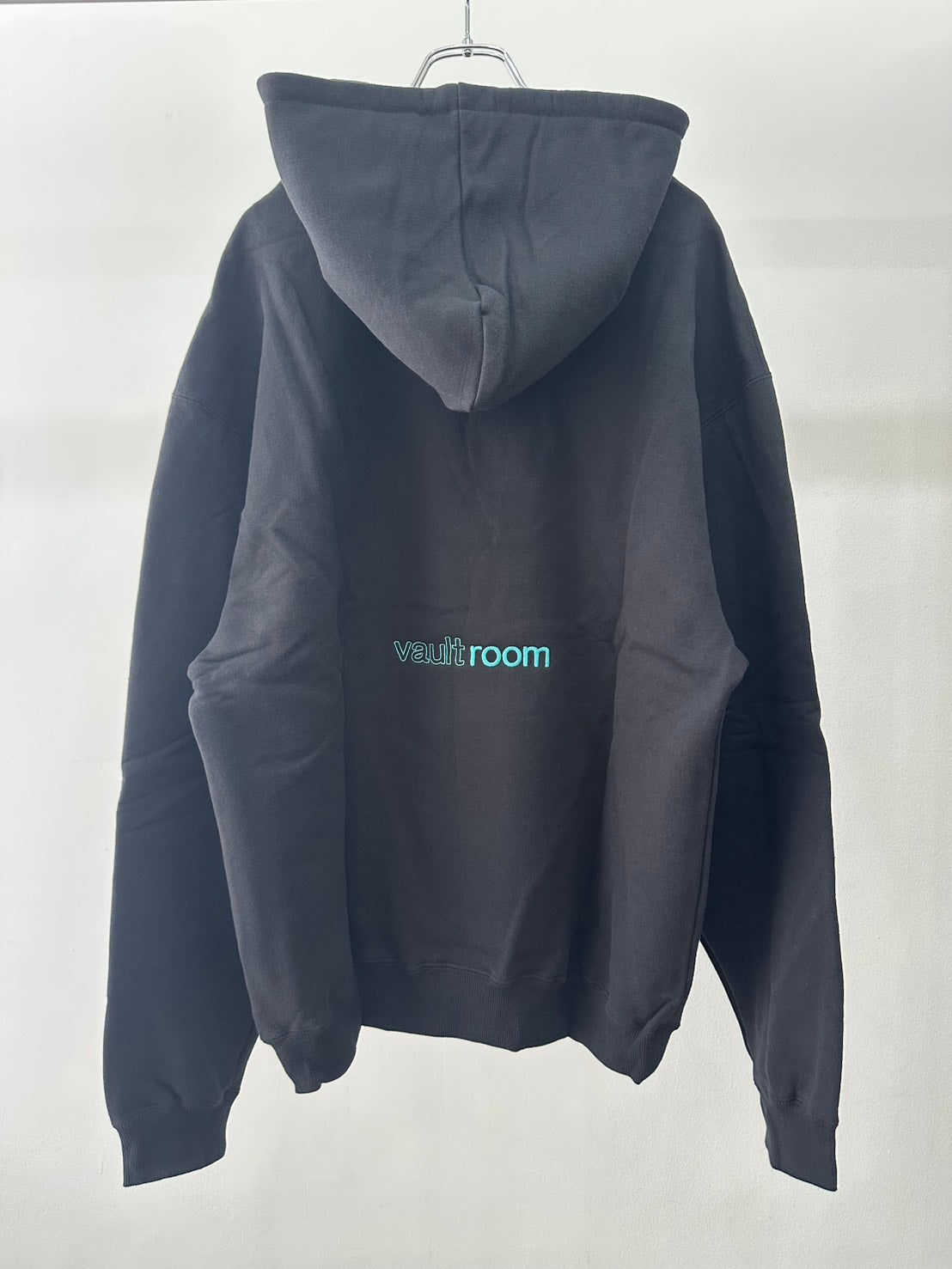 VR × HATSUNE MIKU HOODIE