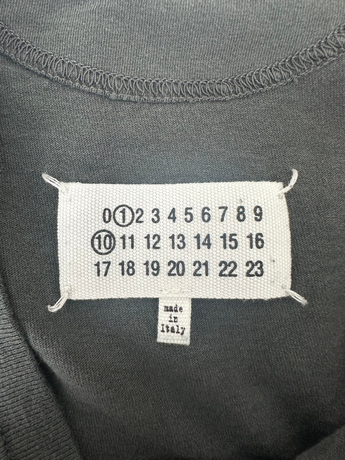 Maison Margiela 25SS カレンダーロゴ長袖カットソー