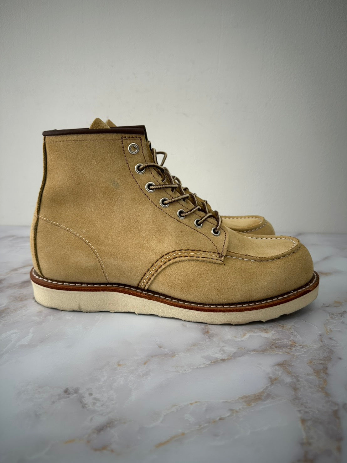 RED WING 8833 6-INCH CLASSIC MOC