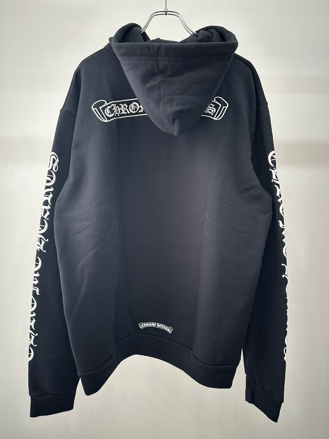 CHROME HEARTS SWTSHRT HD PLVR 袖ロゴパーカー